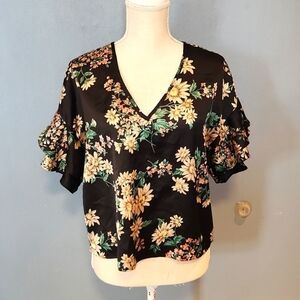 Nasty Gal moody floral satin ruffled sleeveless vneck cropped blouse